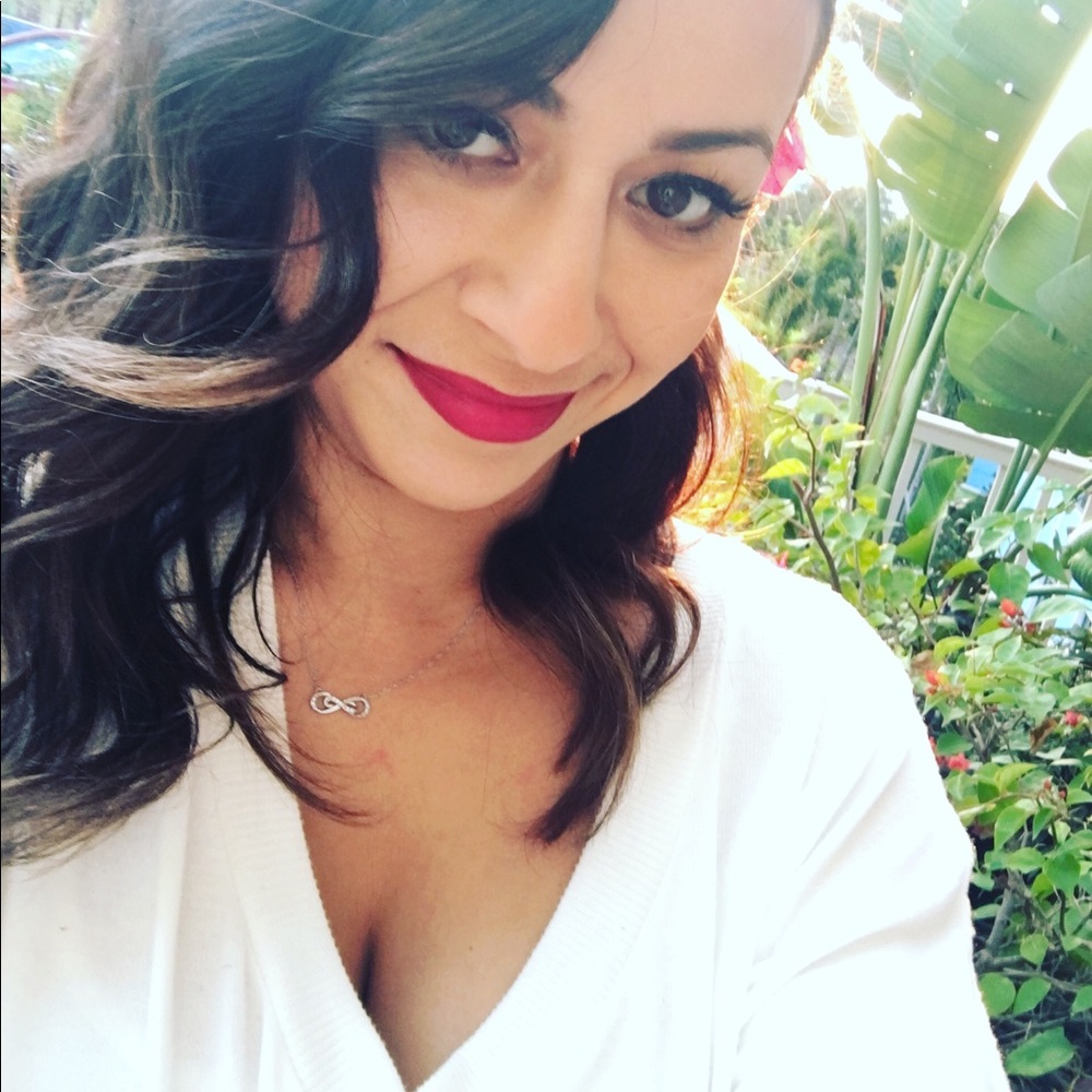 Meet your Posher, Lilly